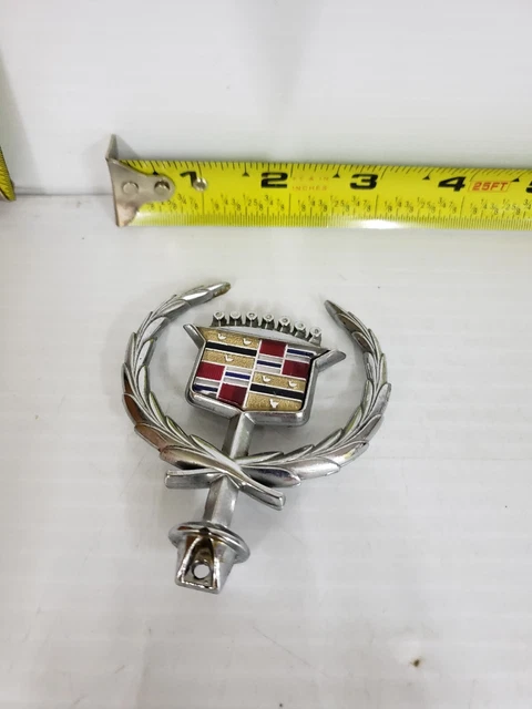 VINTAGE CADILLAC WREATH CREST HOOD ORNAMENTGOLD TONE 海外 即決-